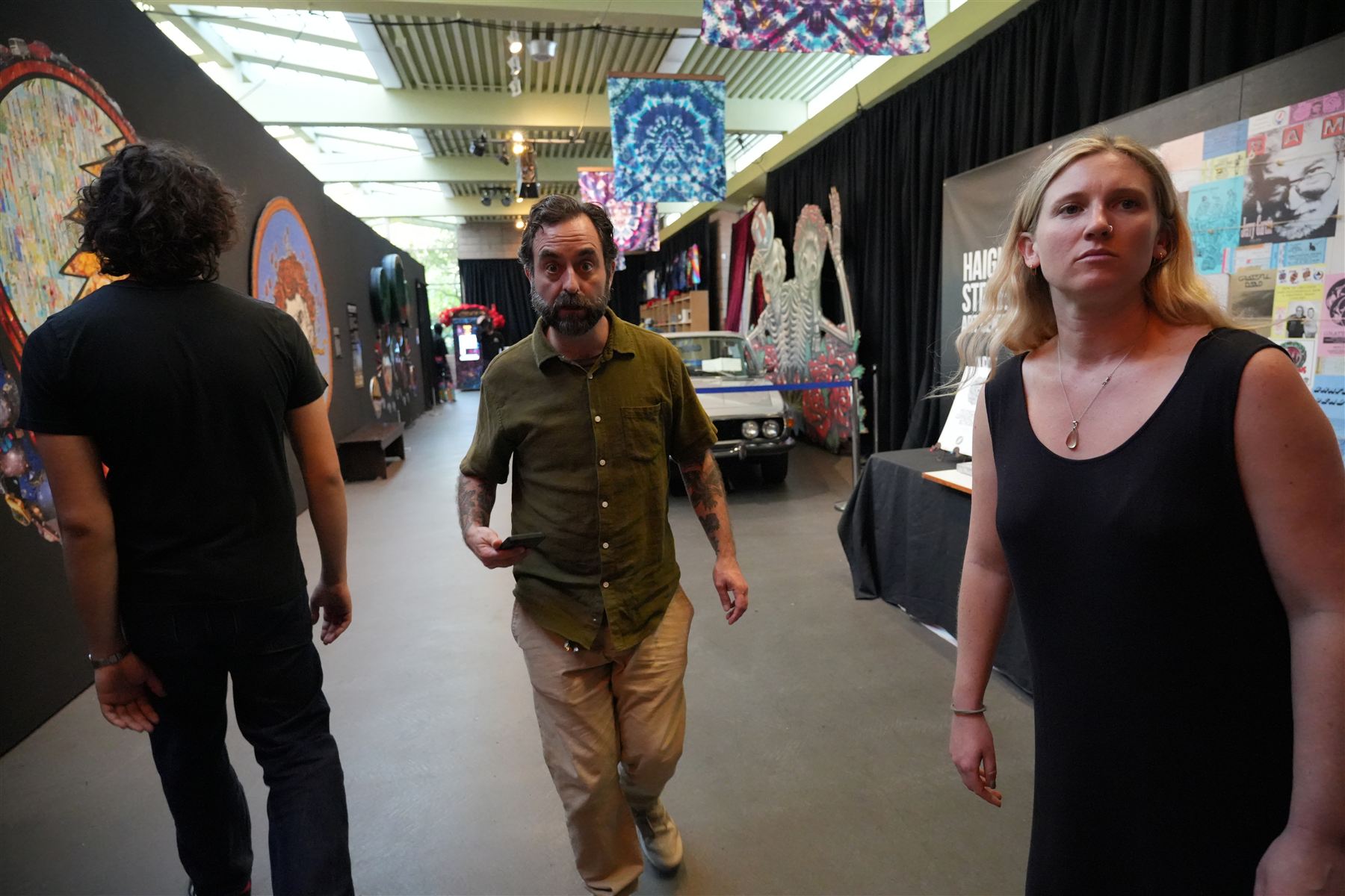 Guests walking the entry corridor